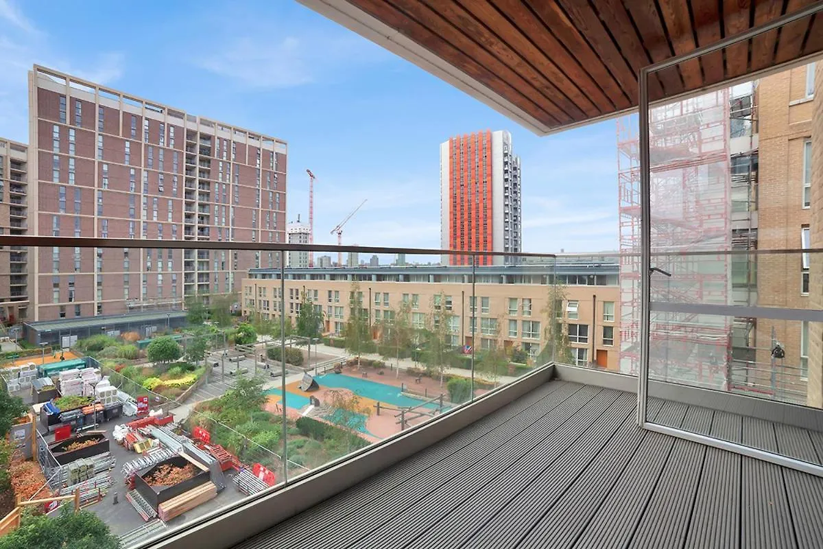 2 Bedroom Apartment In The Heart Of Greater London 0*,  Storbritannien